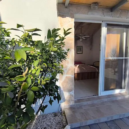 Villa Mark * マリナ