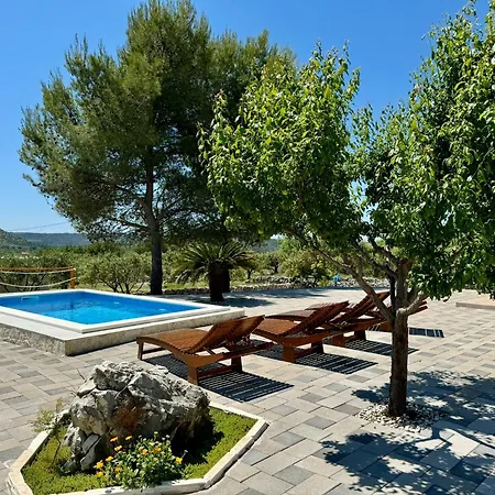 Villa Mark マリナ